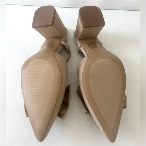 Journee Collection Tailynn Pump Slingback Block Heel Shoes Size 8.5 WD Wide NIB - Picture 11 of 12